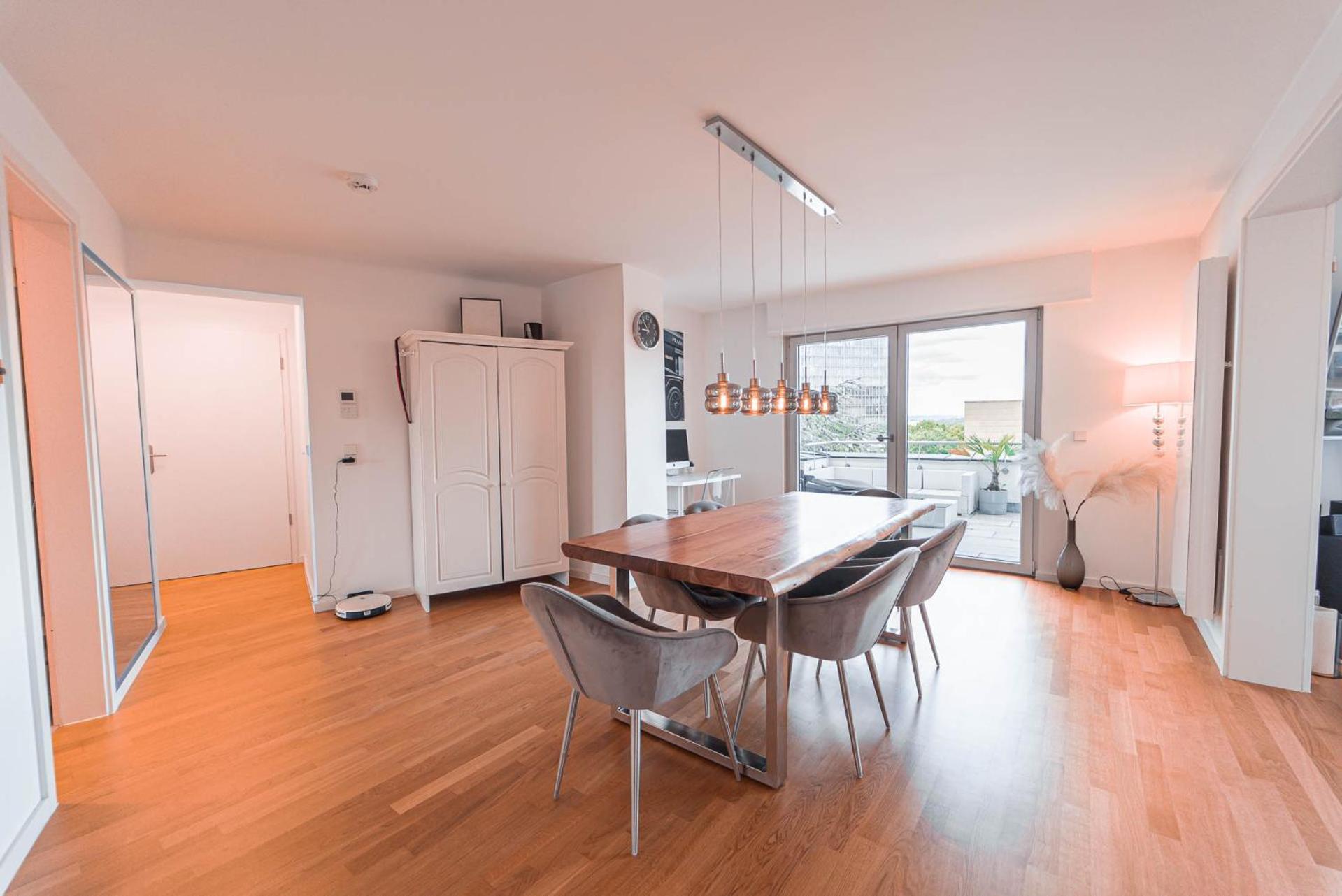 Luxurious Penthouse Lägenhet Stuttgart Exteriör bild